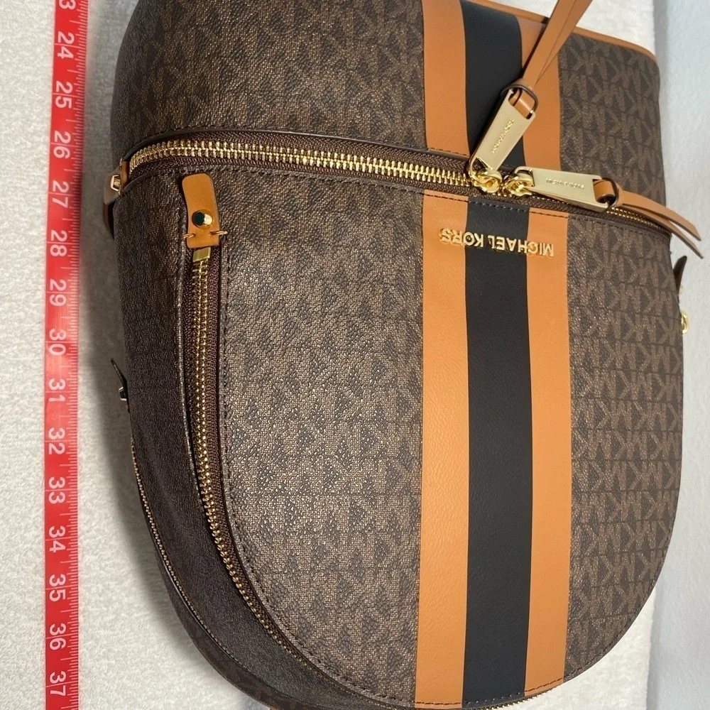 NWT Michael Kors Rhea medium backpack